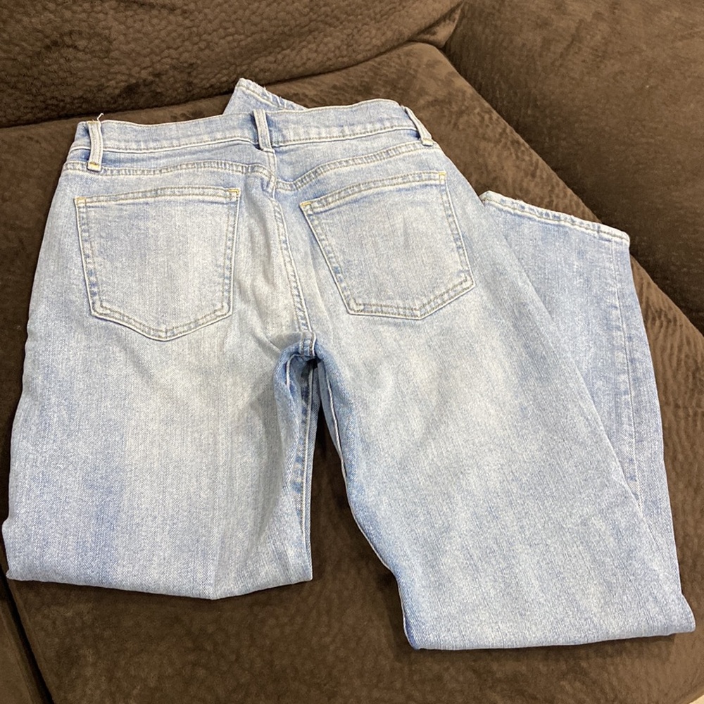 Gap Girlfriend Jeans Women’s Size 26 Washed Blue Denim Distressed - Picture 5 of 8
